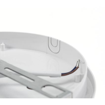 LED Heavy-duty light with PIR sensor LED/20W/230V IP54