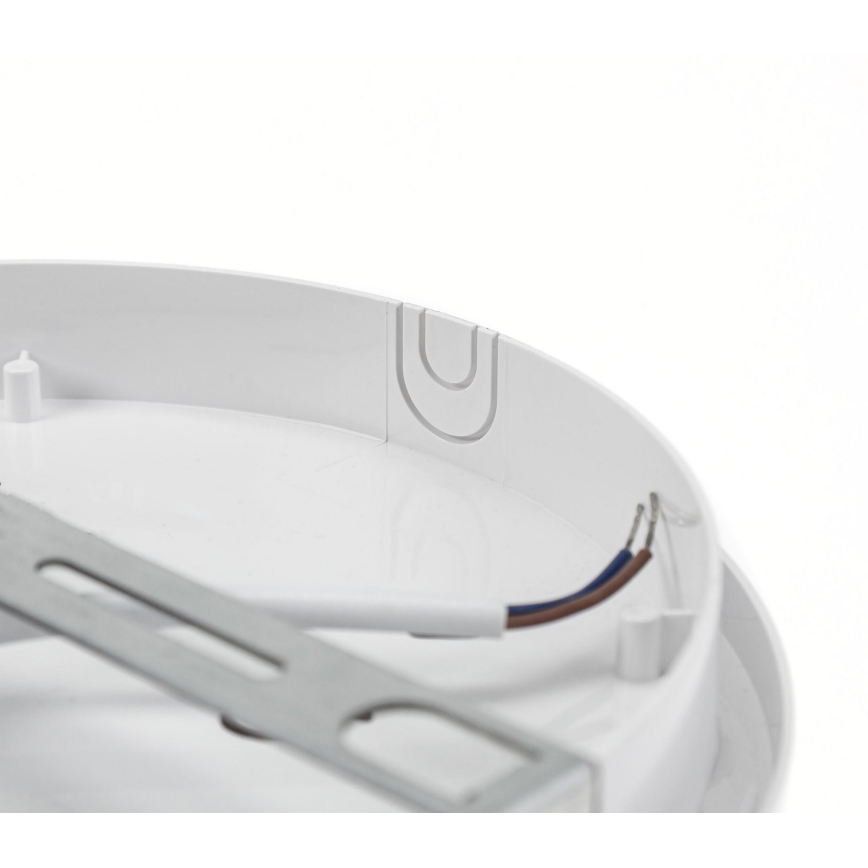 LED Heavy-duty light with PIR sensor LED/20W/230V IP54