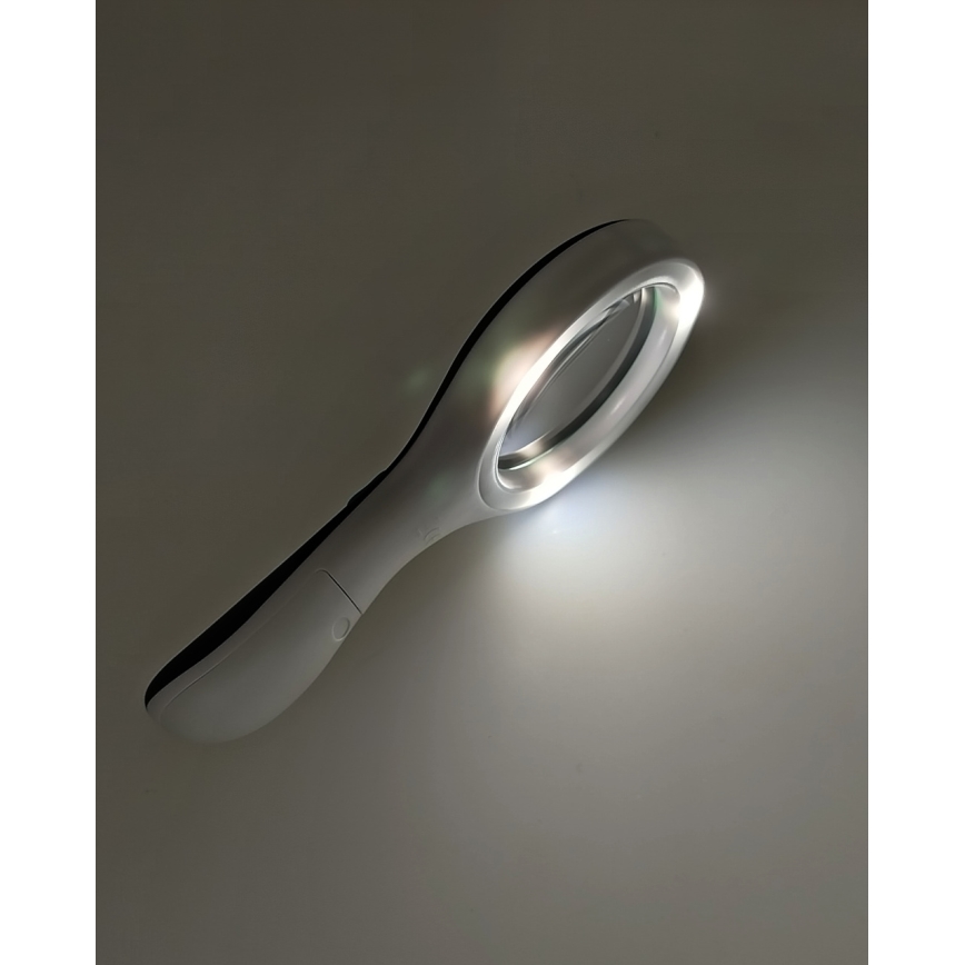 LED Magnifier 3×ZOOM with LED illumination/3W/2xAAA IP22