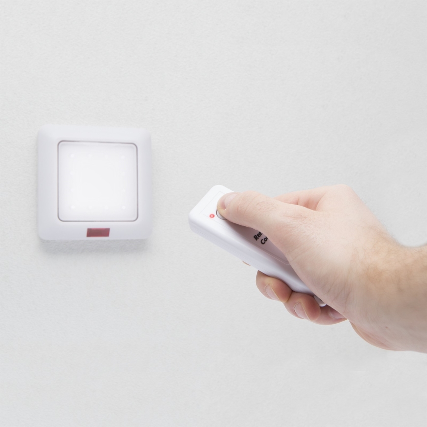 LED Orientation light LED/3xAA + remote control