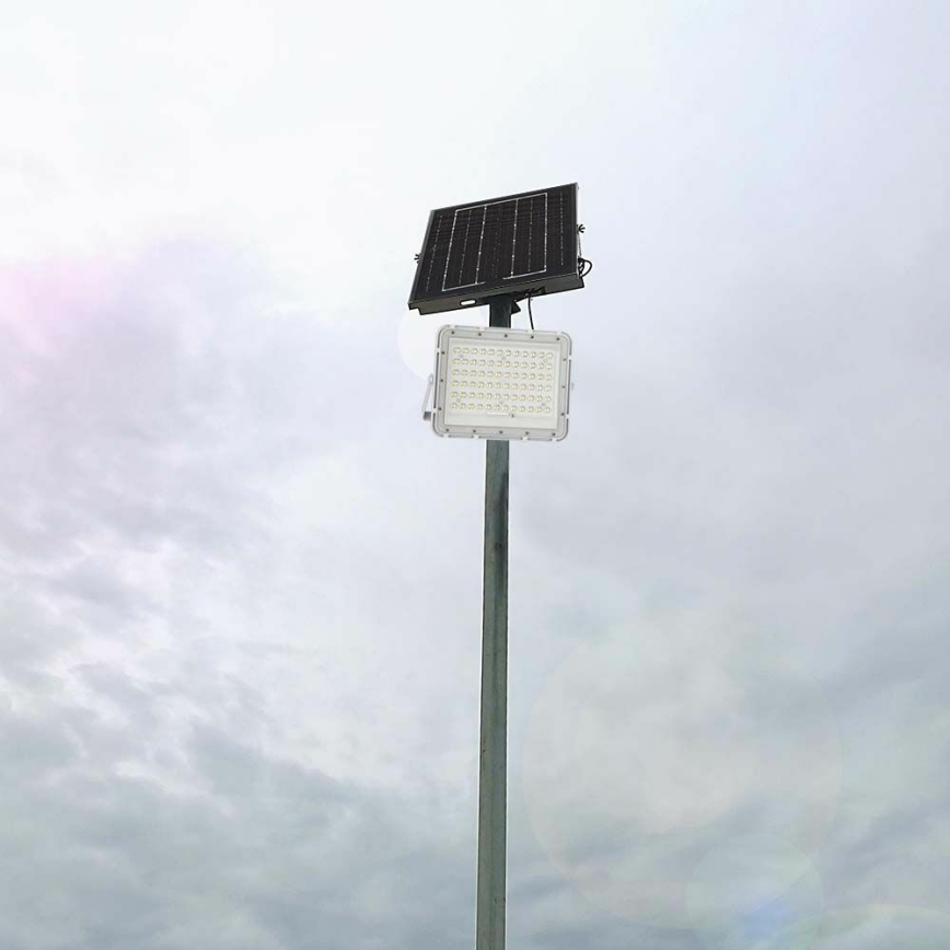 LED Outdoor dimmable solar floodlight LED/15W/3,2V IP65 4000K white + remote control