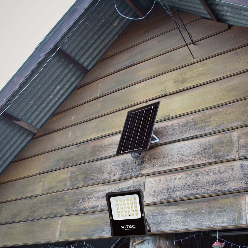 LED Outdoor solar floodlight LED/20W/3,2V 6400K IP65 + remote control