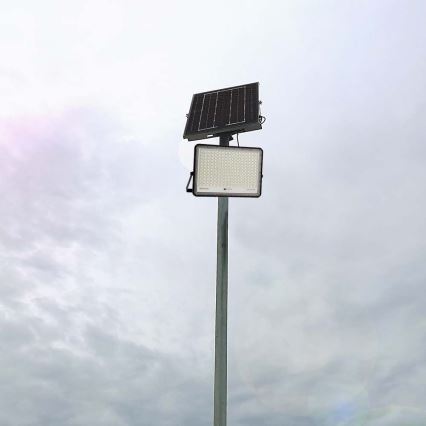 LED Outdoor solar floodlight  LED/30W/3,2V 6400K black IP65 + remote control