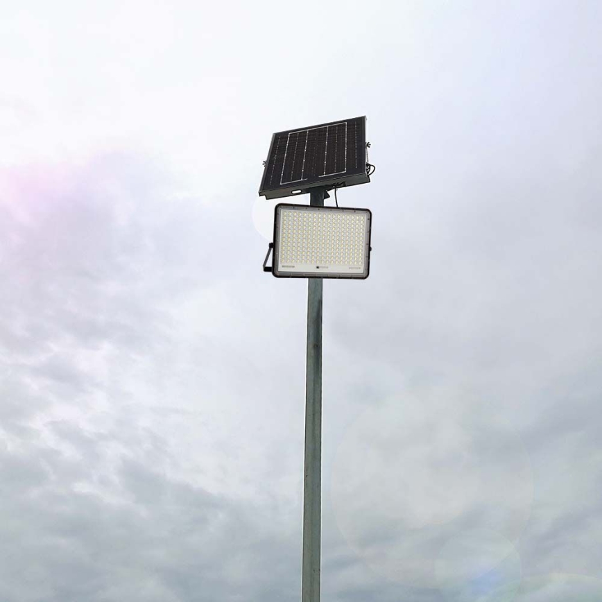 LED Outdoor solar floodlight  LED/30W/3,2V 6400K black IP65 + remote control