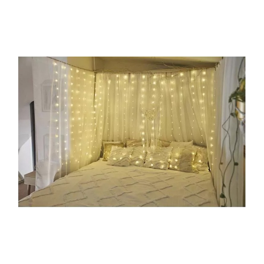 LED Outdoor String Lights, 240 LEDs / 8 Functions, 6.7 m, IP44, Warm White