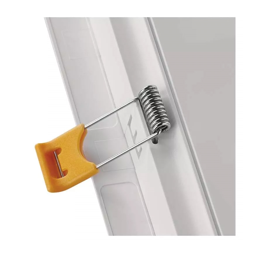 LED Recessed light LED/18W/230V 17x17 cm white