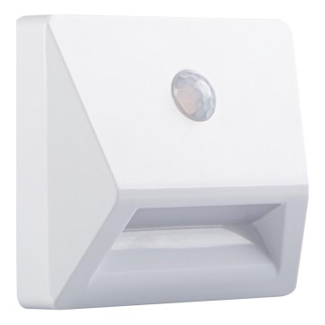 LED recessed light with motion and dusk sensor IRS LED/0.3W/3xAAA IP54 white