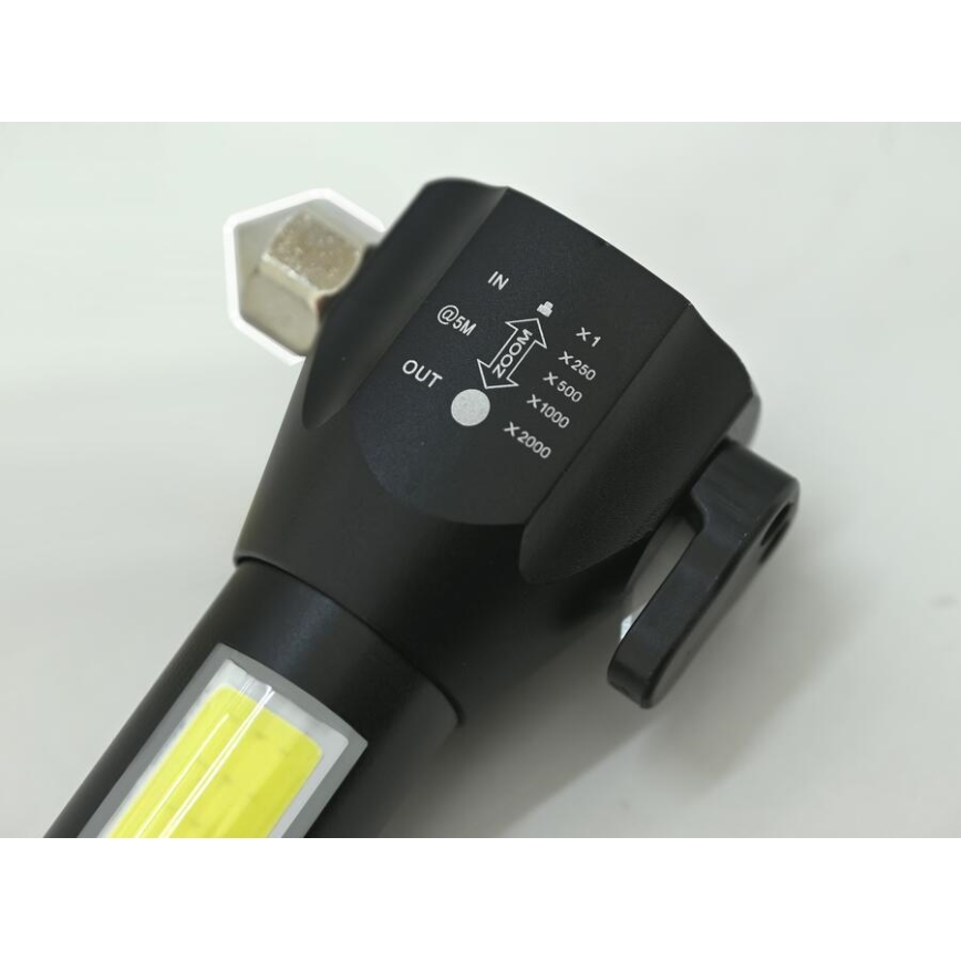 LED Rechargeable flashlight LED/3W/5V 200 lm 1200 mAh