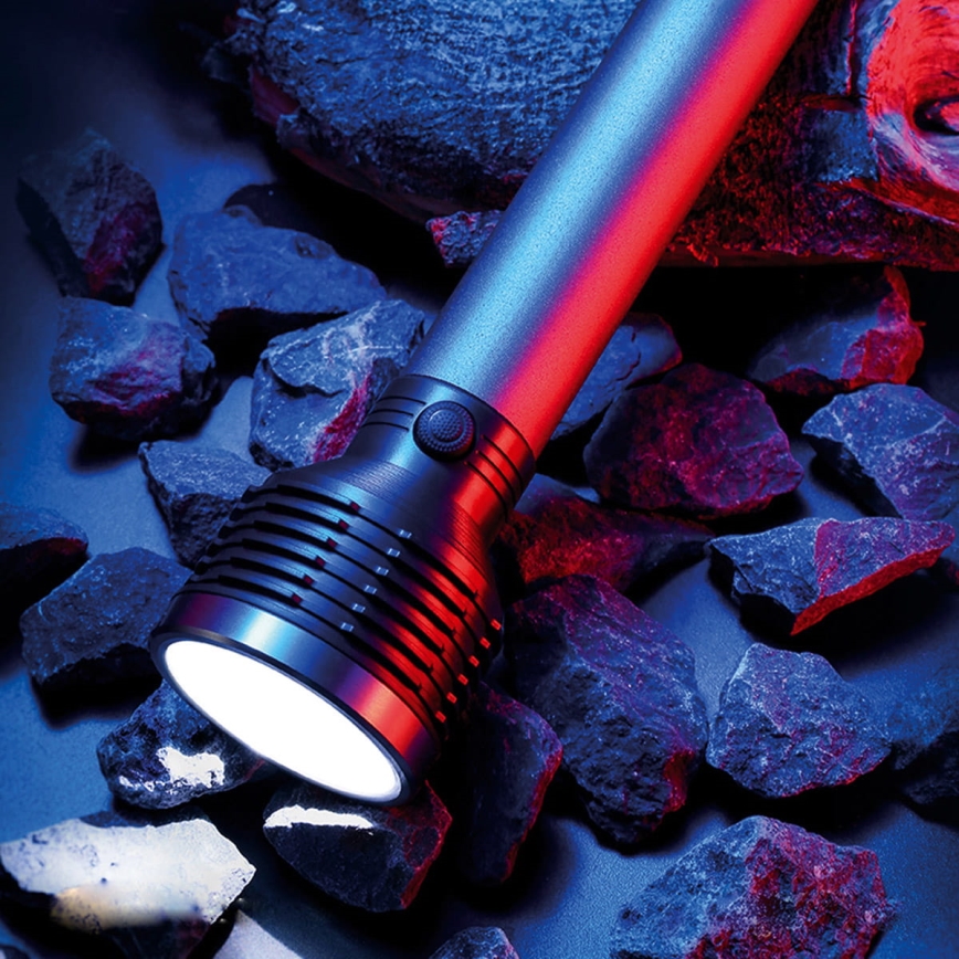 LED Rechargeable flashlight LED/6,5W/3,7V 2400 mAh