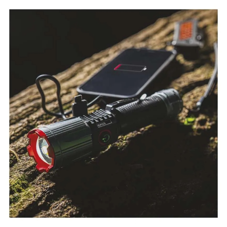 LED rechargeable metal flashlight LED/5V 3000 shiny 5000 mAh IP43