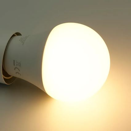 LED RGBW Dimmable bulb A60 E27/9W/230V 2700-6500K Wi-Fi Tuya