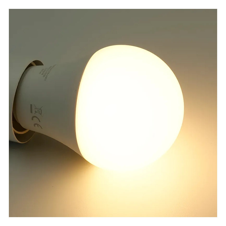LED RGBW Dimmable bulb A60 E27/9W/230V 2700-6500K Wi-Fi Tuya