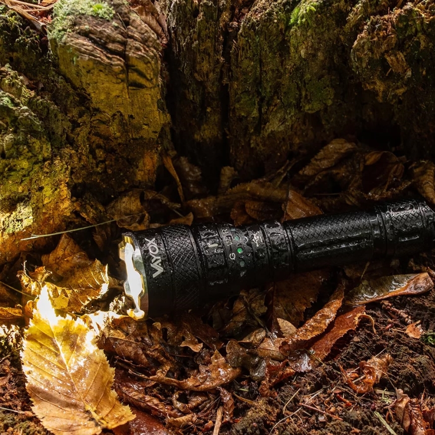 LED RGBW Dimmable rechargeable flashlight LED/15W/5V IP66 1500 shiny 2000 mAh