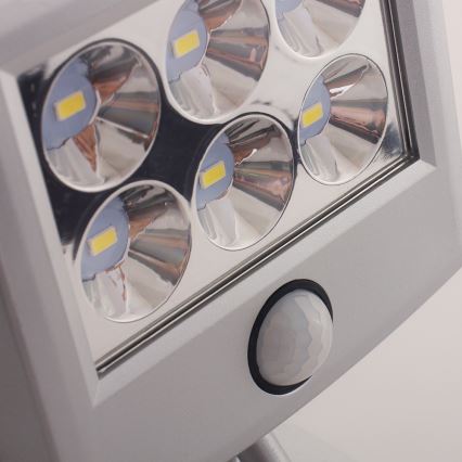 LED Solar light with a motion and dusk sensor LED/3xAA IP44