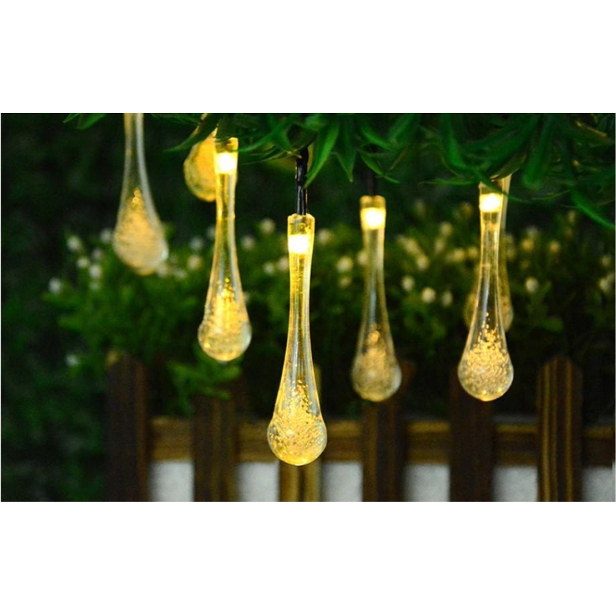 LED Solar String Lights with Dusk Sensor, 20× LEDs, 0.72 W / 1.2 V, 600 mAh Battery, 4.7 m Cable, IP44