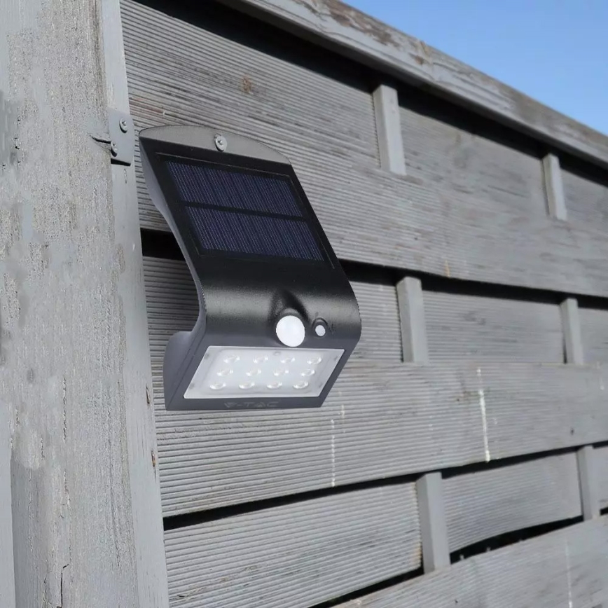 LED Solar wall light with sensor LED/1.5W/3,7V IP65 1200 mAh