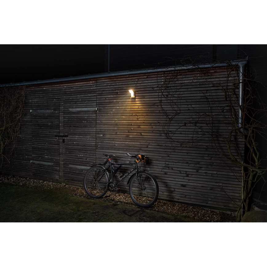 Ledvance - LED Outdoor wall light with a sensor SPOT LED/8W/230V IP55 white