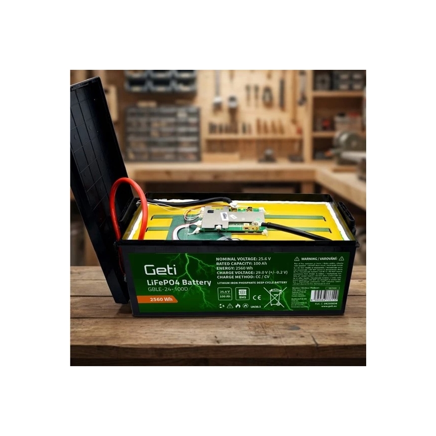 LiFePO4 Battery 25.6 V / 100 Ah
