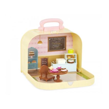 Li'l Woodzeez - Set in a case cake shop