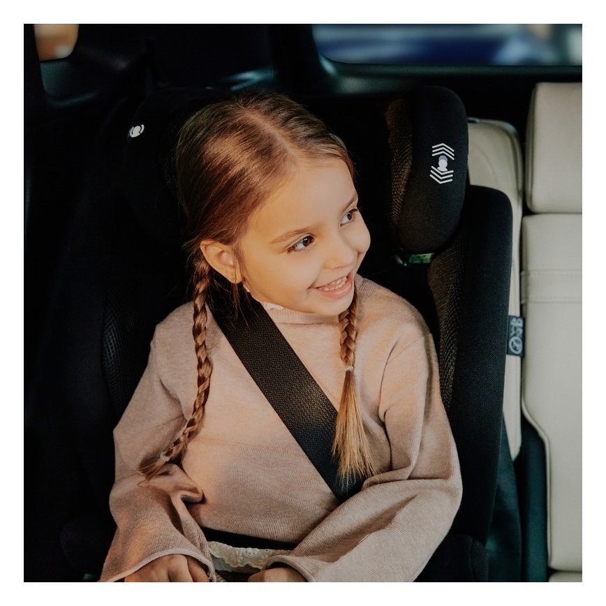 Lionelo - IGO i-Size Child Car Seat 100-150 cm Black Carbon