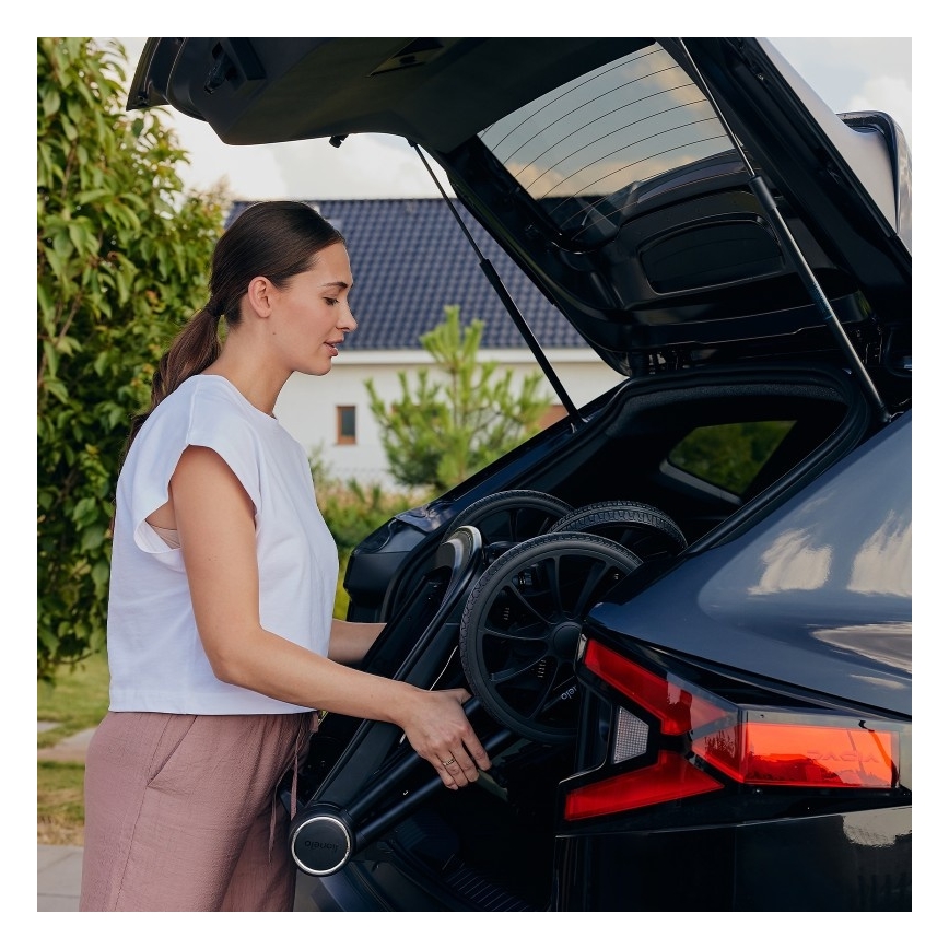 Lionelo - MIKA PLUS 3-in-1 Stroller Black Onyx