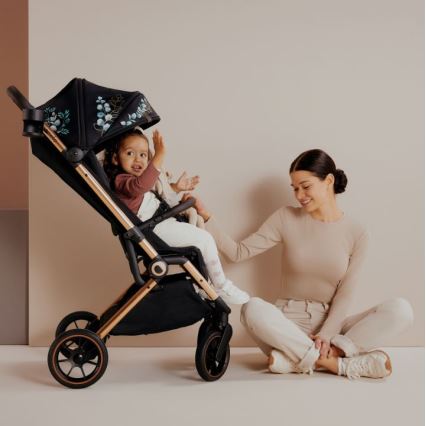 Lionelo - Stroller CLOE black/blue/gold