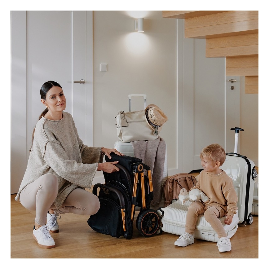 Lionelo - Stroller CLOE black/gold