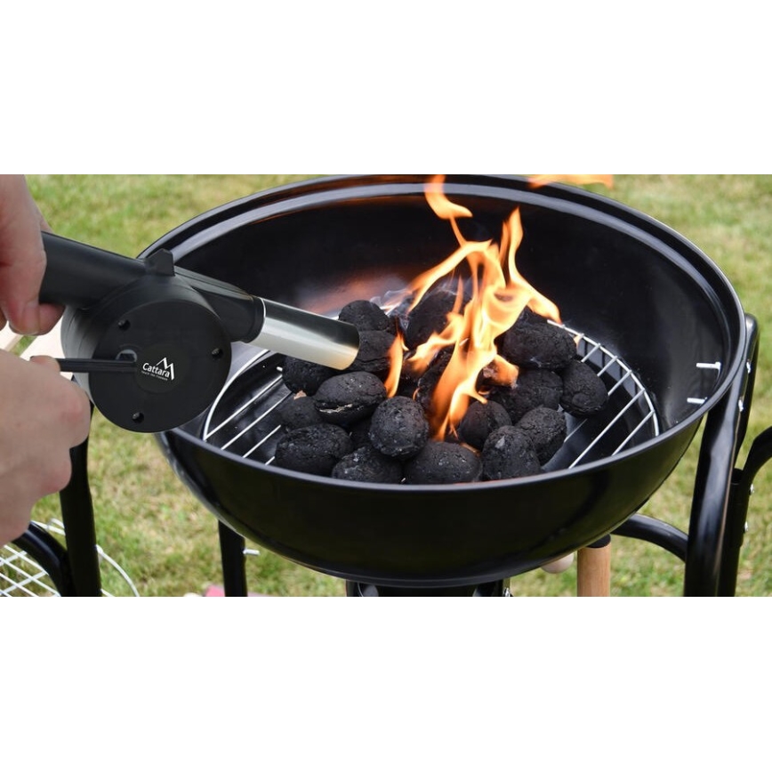 Mechanical grill bellow black