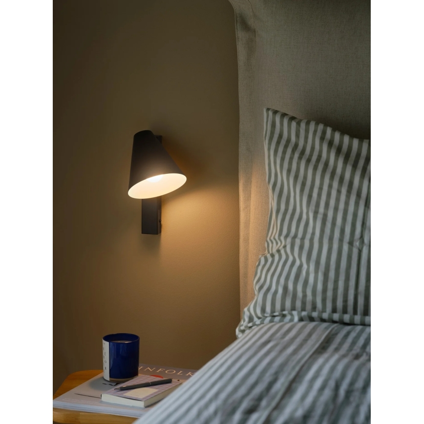 Nordlux - Wall light with USB WILMER 1xE14/40W/230V black