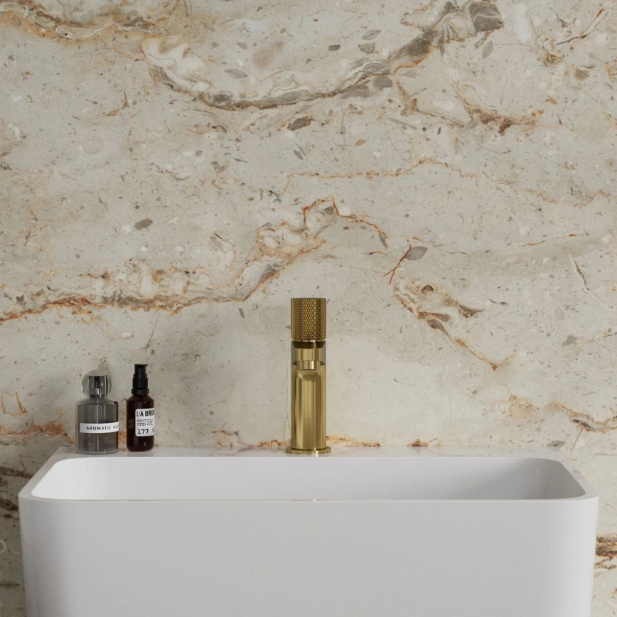 OMNIRES CT8010GLB - Basin tap CONTOUR 16,6 cm ground gold