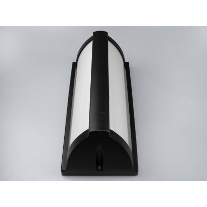 Outdoor wall light HARDIN 1xE27/60W/230V IP54