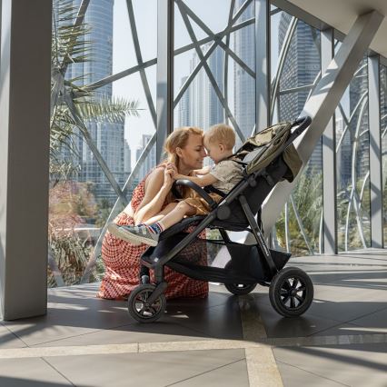 PETITE&MARS - Stroller AIRWALK2 green