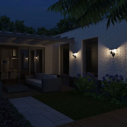 Philips - Outdoor wall light with sensor 1xE27/60W IP44