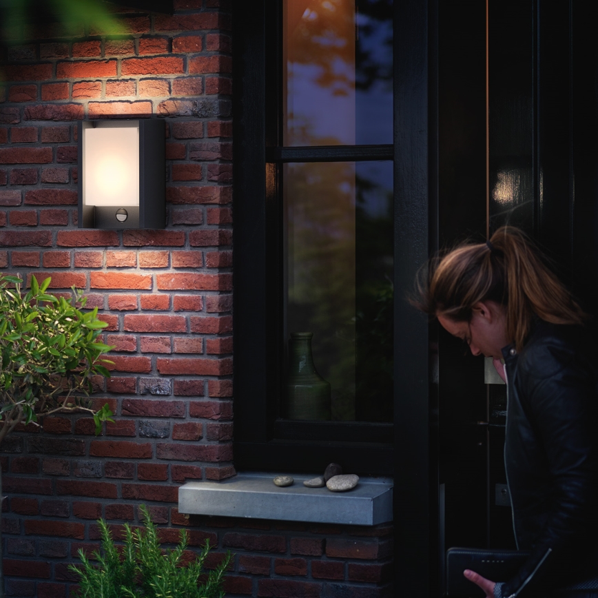 Philips - LED Outdoor wall light with a sensor LED/6W 2700K IP44