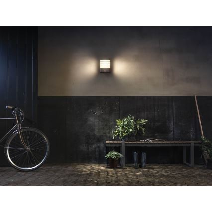 Philips - LED Outdoor wall light with a sensor 1xLED/3W/230V IP44