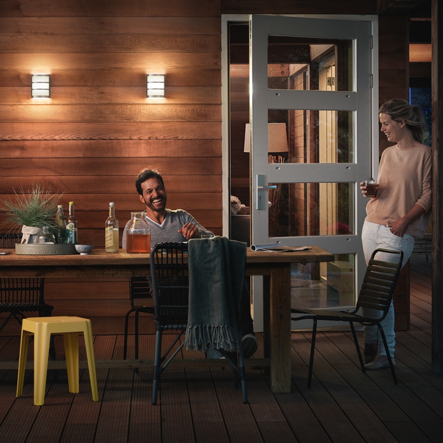 Philips - Outdoor wall light 1xLED/6W/230V IP44