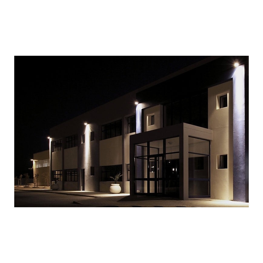 Philips - LED Outdoor floodlight with a sensor PROJECTLINE LED/20W/230V IP65 4000K