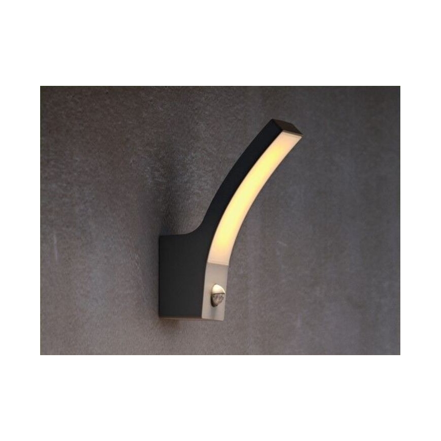 Philips - LED Outdoor wall light with a sensor LED/12W/230V 2700K IP44
