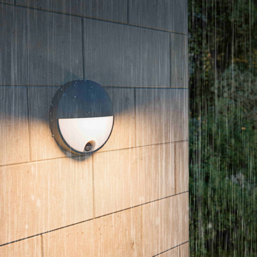 Philips - CAPRICORN LED Outdoor Wall Light with Integrated Sensor, 4.3W, 230V, IP44