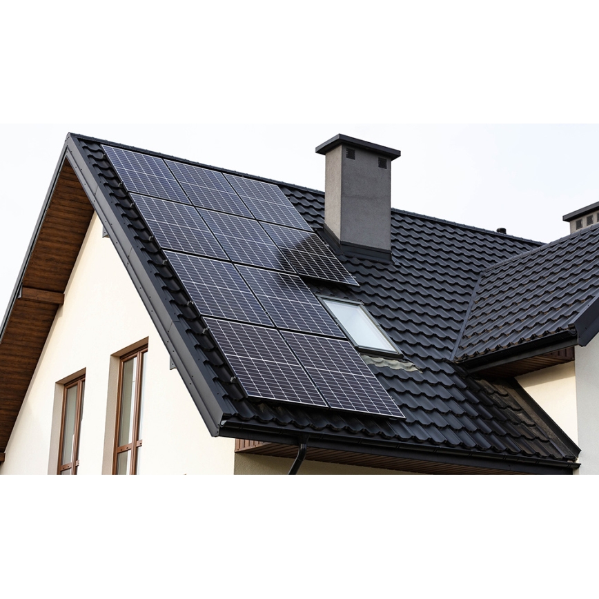 Photovoltaic solar panel JINKO 460Wp black frame IP68 Half Cut
