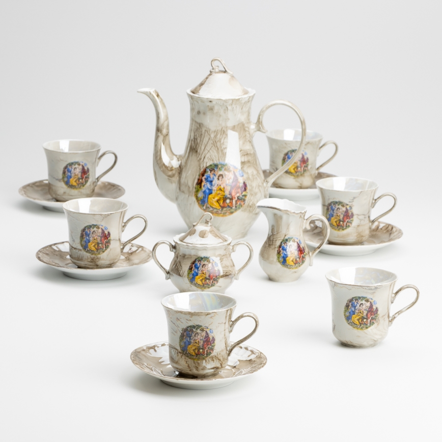 Porcelain tea set marble brown
