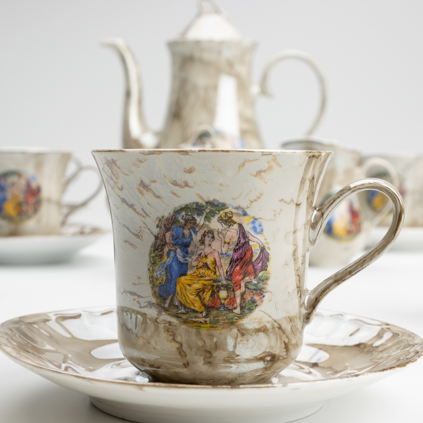 Porcelain tea set marble brown