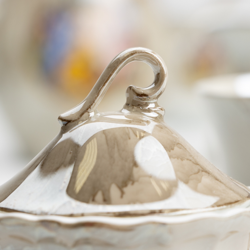 Porcelain tea set marble brown