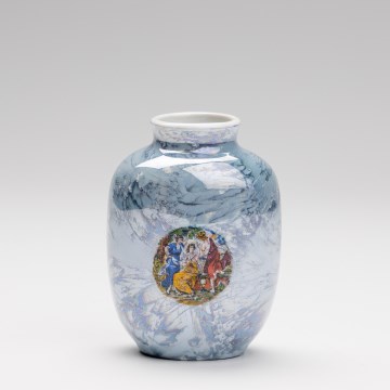 Porcelain vase 12,5x9 cm pearly blue graces