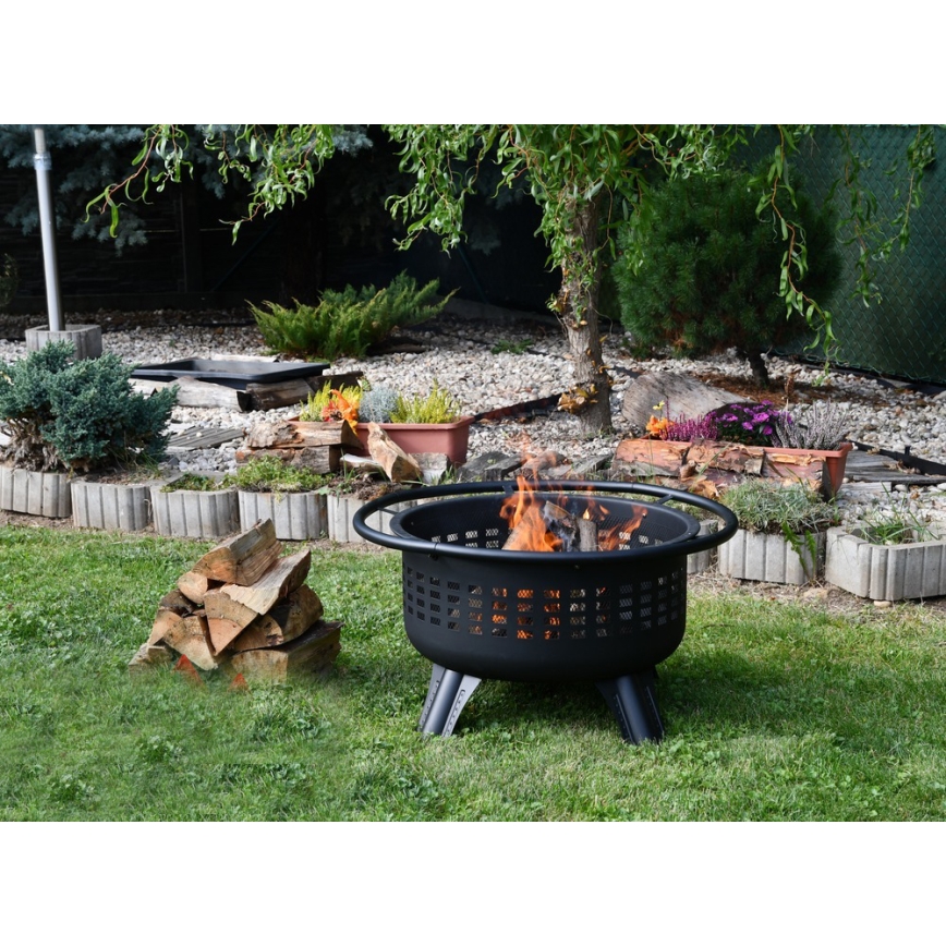 Portable wood campfire with grate black