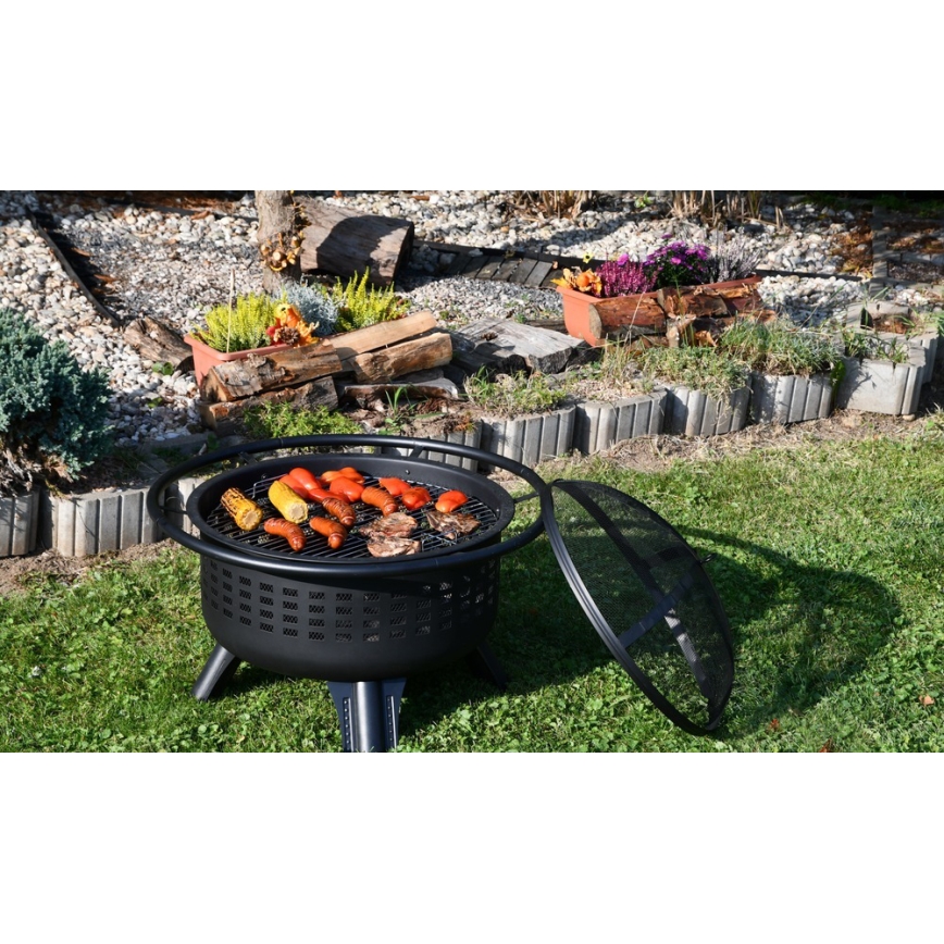 Portable wood campfire with grate black
