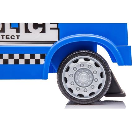 Push car Mercedes Police car blue