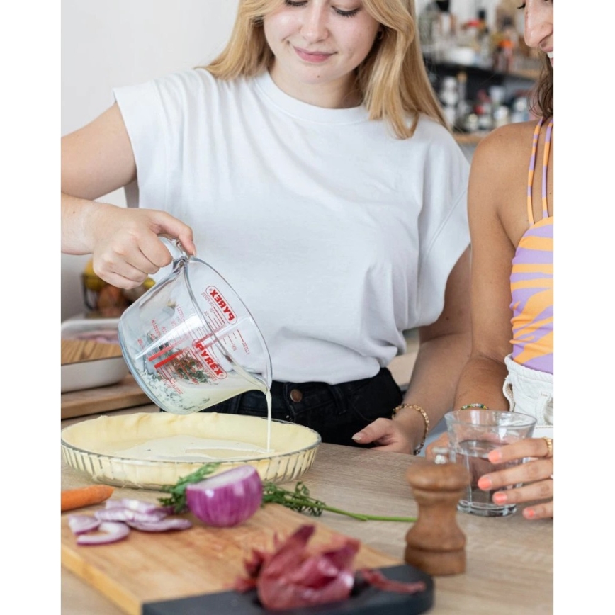 PYREX 0.5 L Glass Measuring Jug