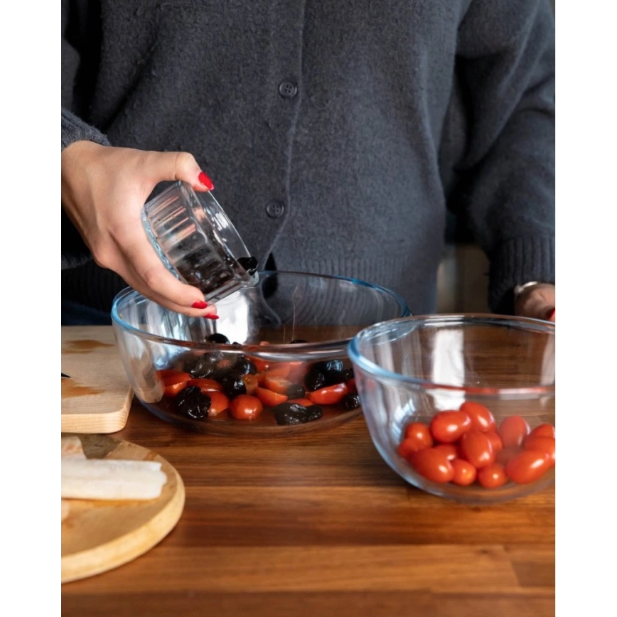 PYREX 1.3 L Baking Dish with Lid