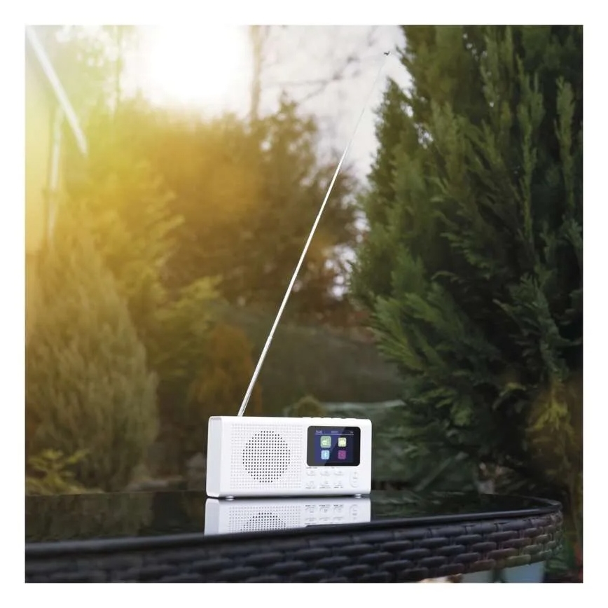 Radio DAB DAB+ FM 3W/5V/4xAA white
